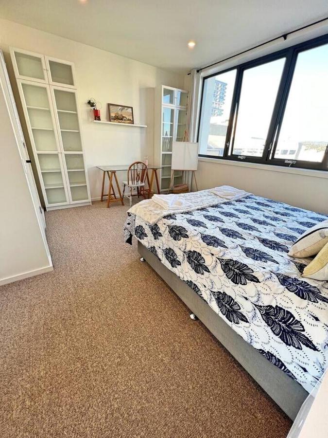 Industrial Yet Modern, 1Bd 1Bth Apt - Woden Phillip Exterior photo
